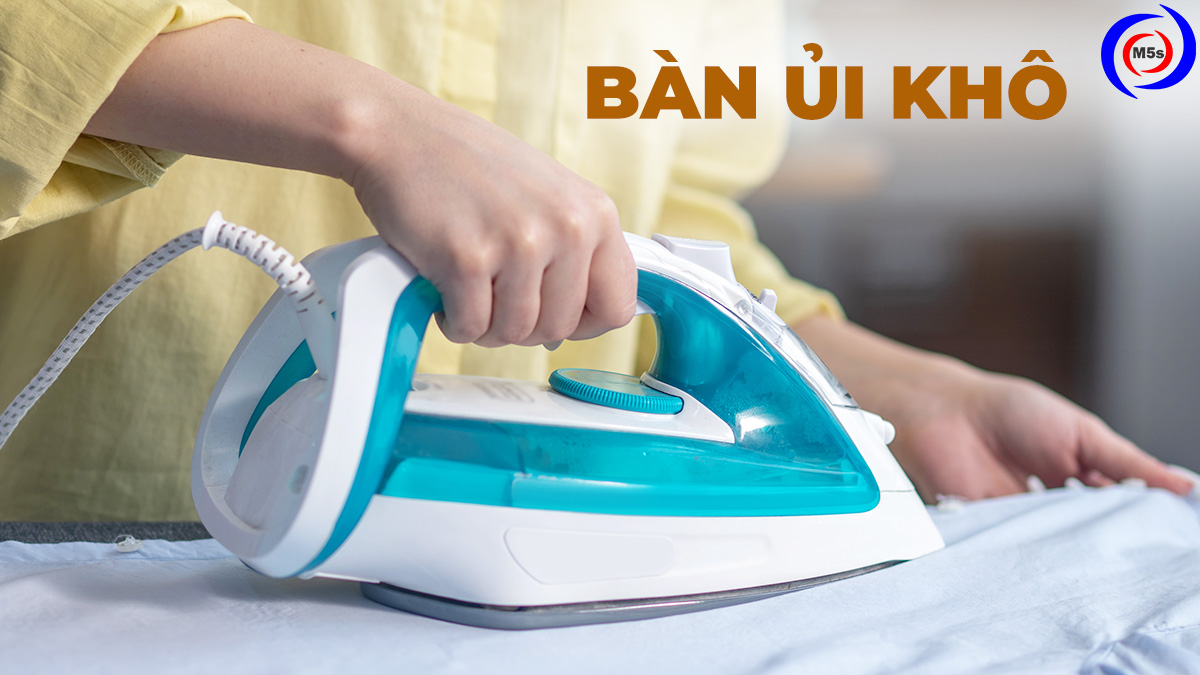 Bàn ủi khô