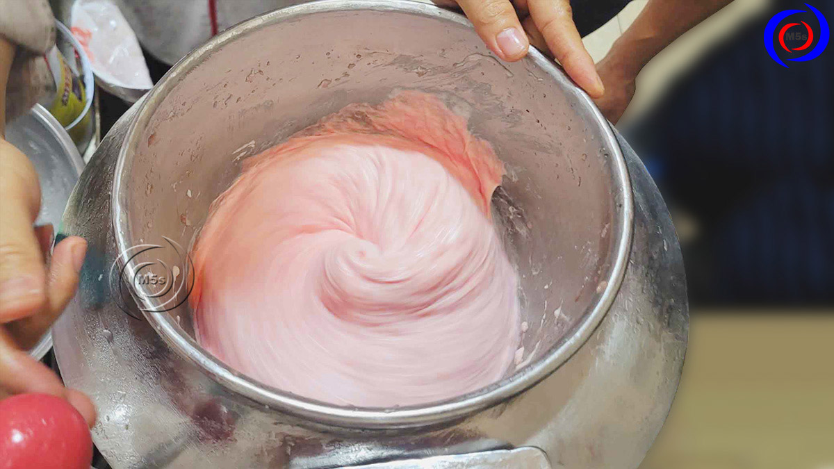 Cối xay giò lụa