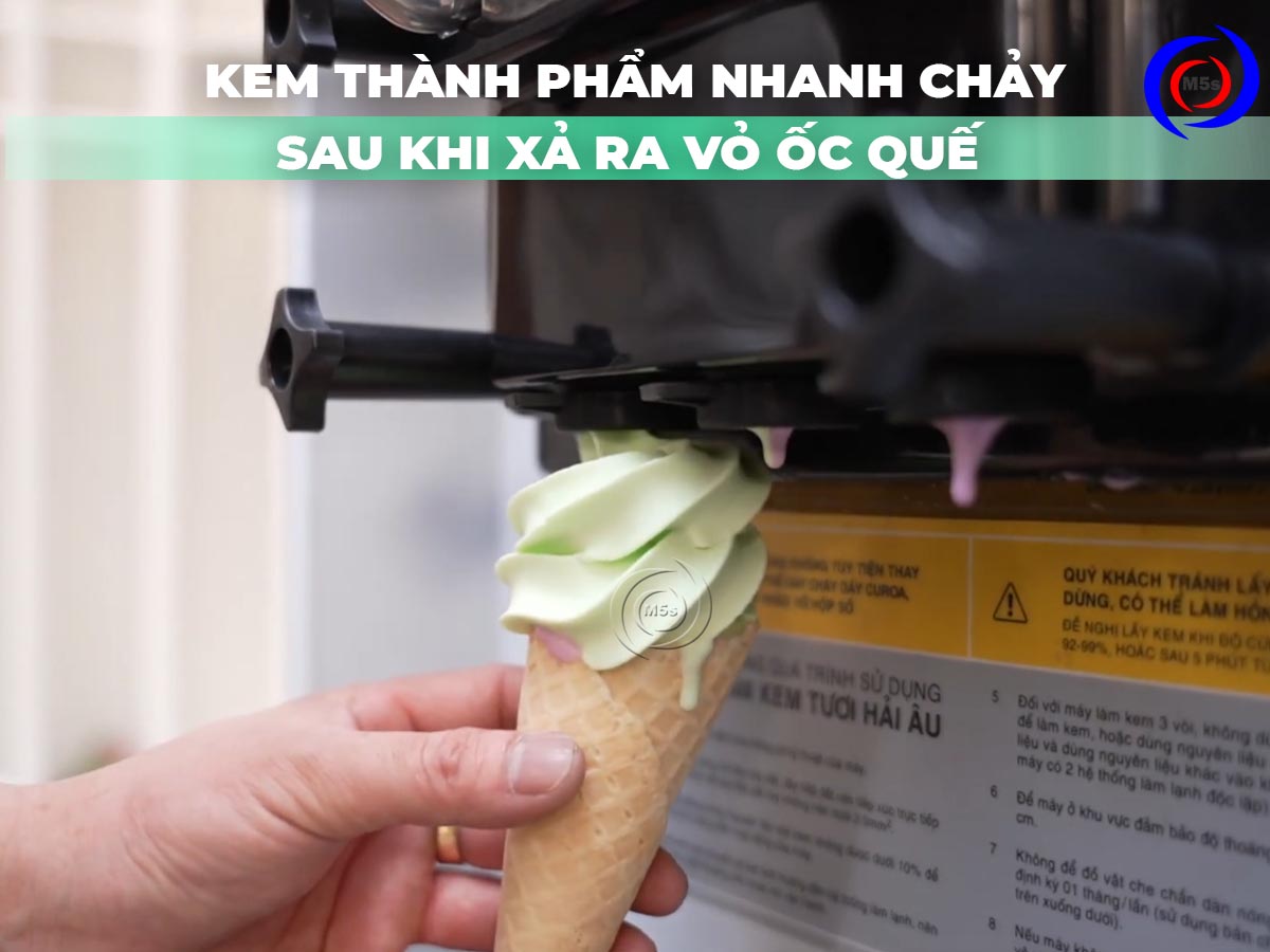 Kem thành phẩm nhanh chảy sau khi xả ra vỏ ốc quế