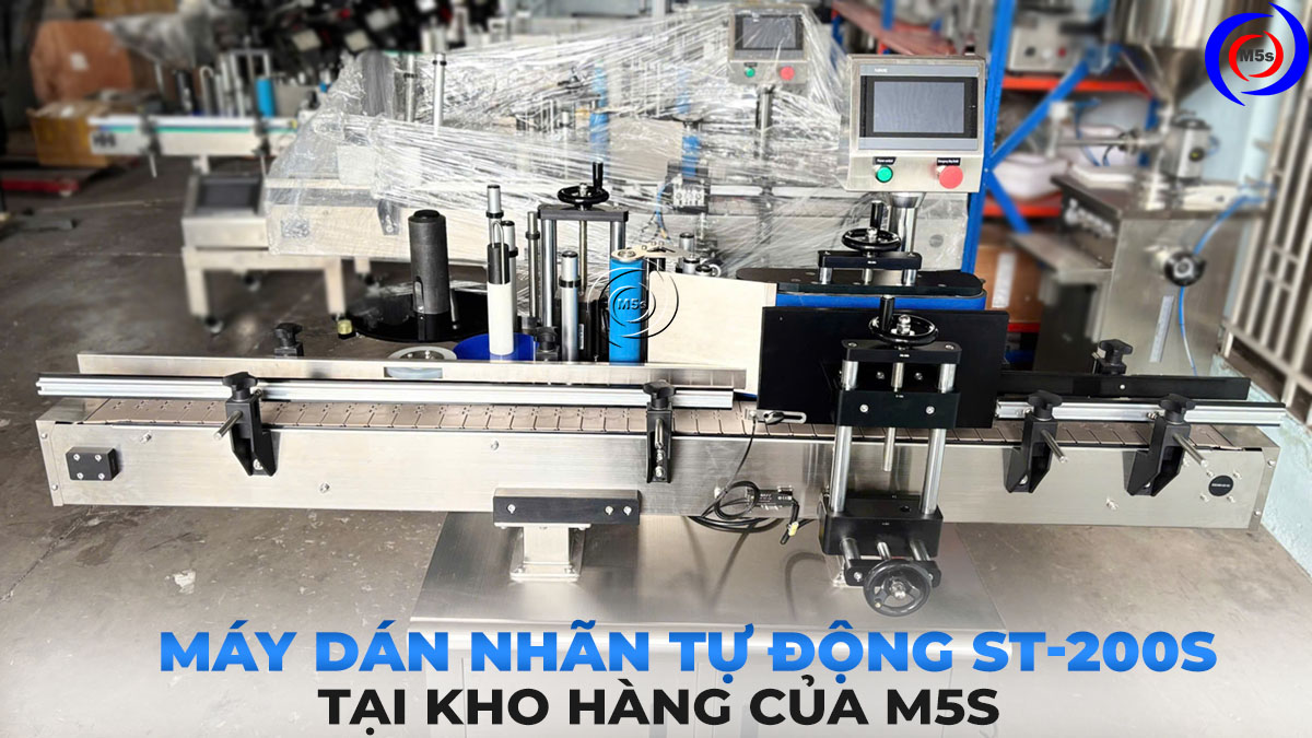 Máy dán tem nhãn tự động ST-200S tại kho M5s Máy dán tem nhãn tự động ST-200S tại kho M5s