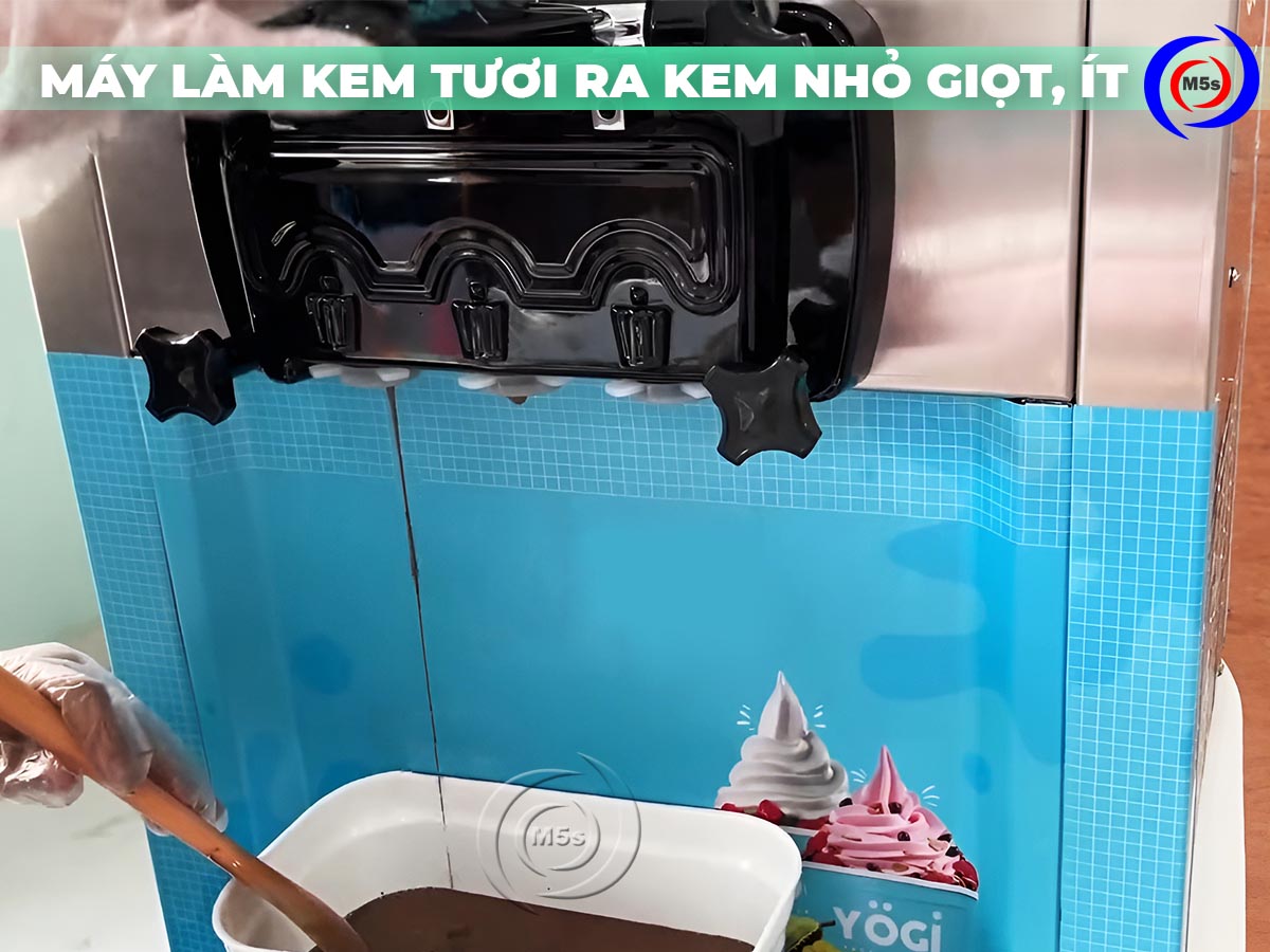 Máy làm kem tươi ra kem nhỏ giọt, ít