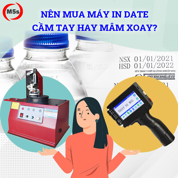 Nên mua máy in date cầm tay hay mâm xoay