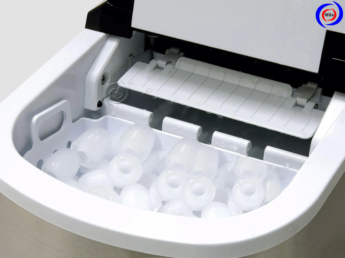 Thành phẩm máy làm đá viên mini ST-12P Thành phẩm máy làm đá viên mini ST-12P