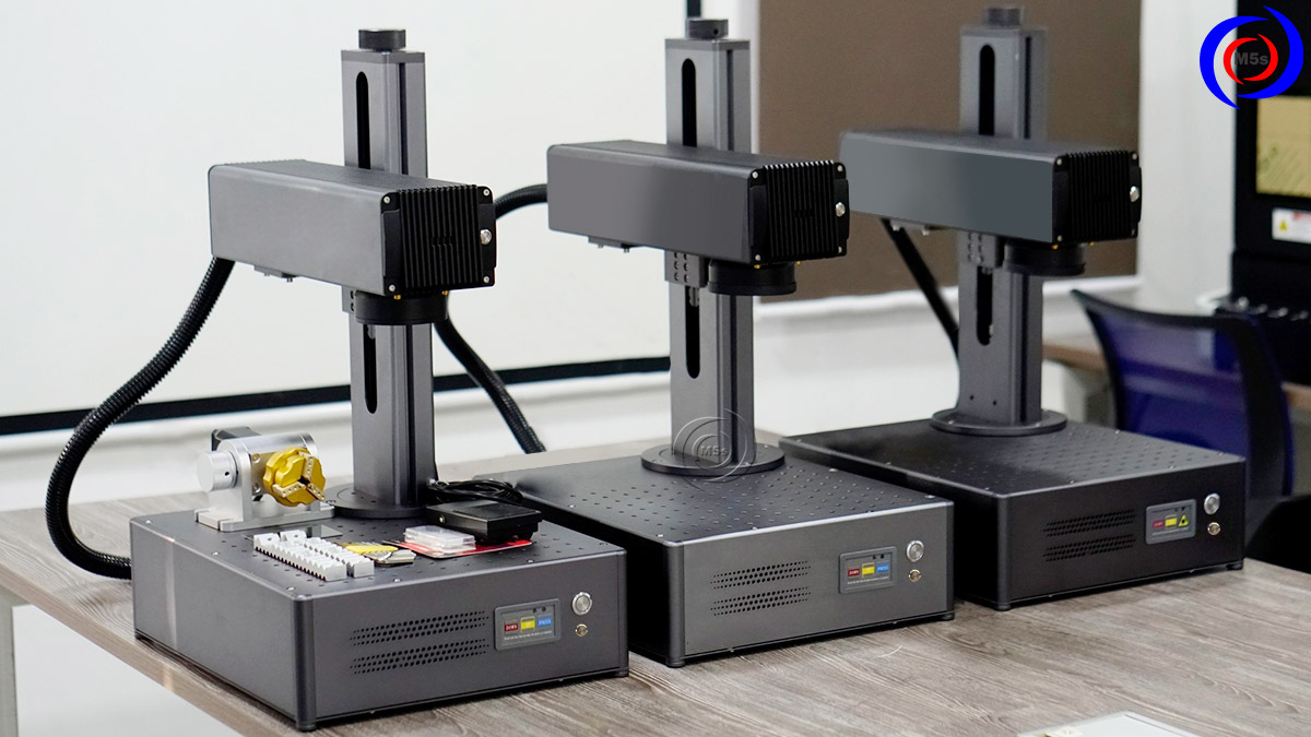 Thực tế máy khắc laser F20M