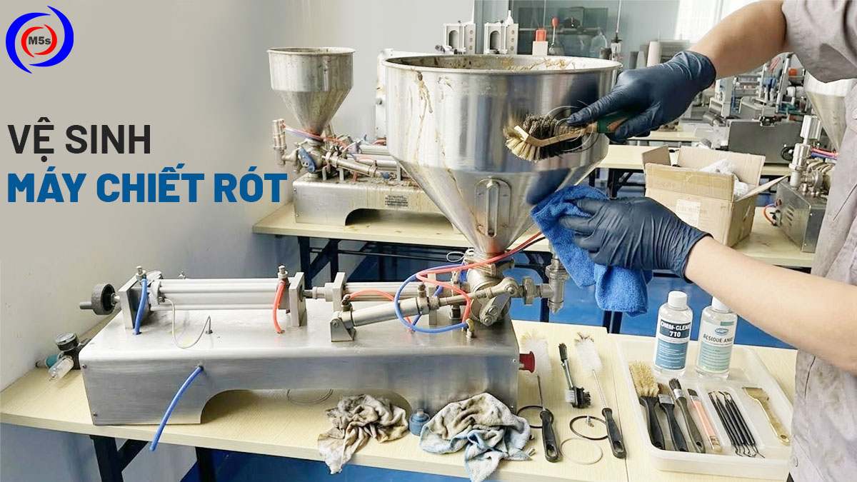 Vệ sinh máy chiết rót