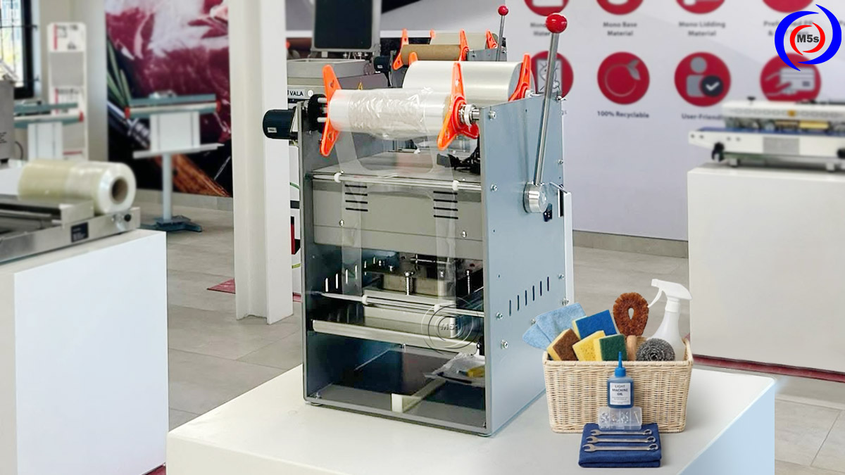 vệ sinh và bảo dưỡng máy dán miệng khay