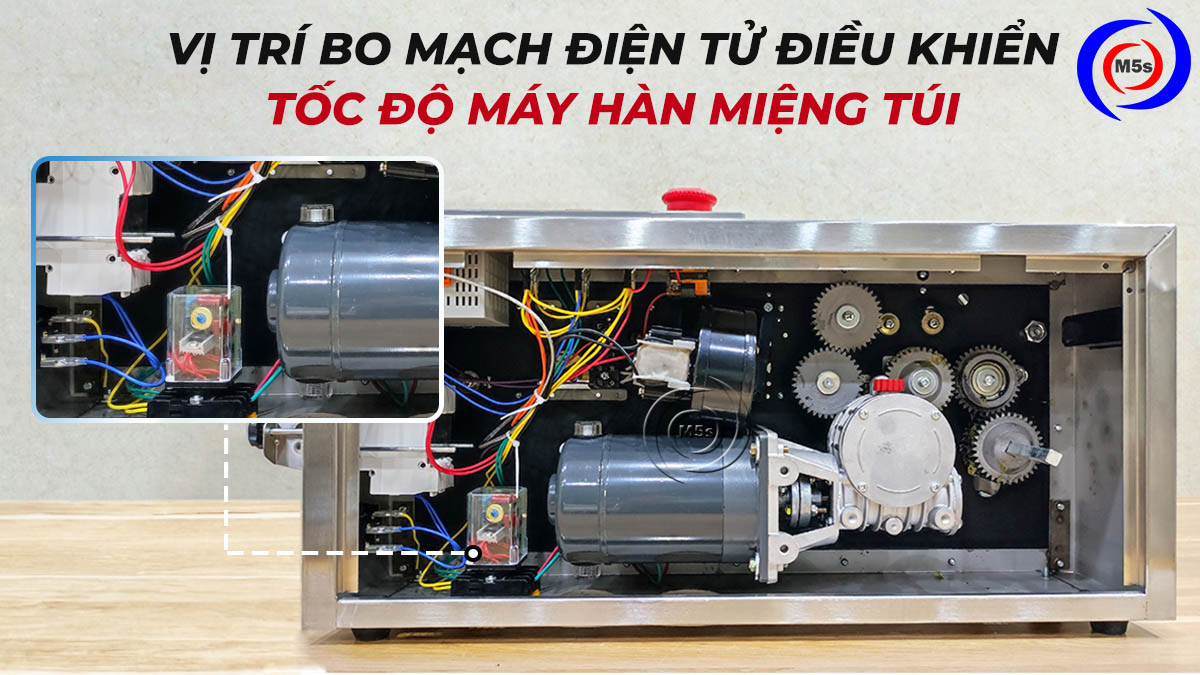 vị trí bo mạch điện tử điều khiển tốc độ trên máy hàn túi vị trí bo mạch điện tử điều khiển tốc độ trên máy hàn túi